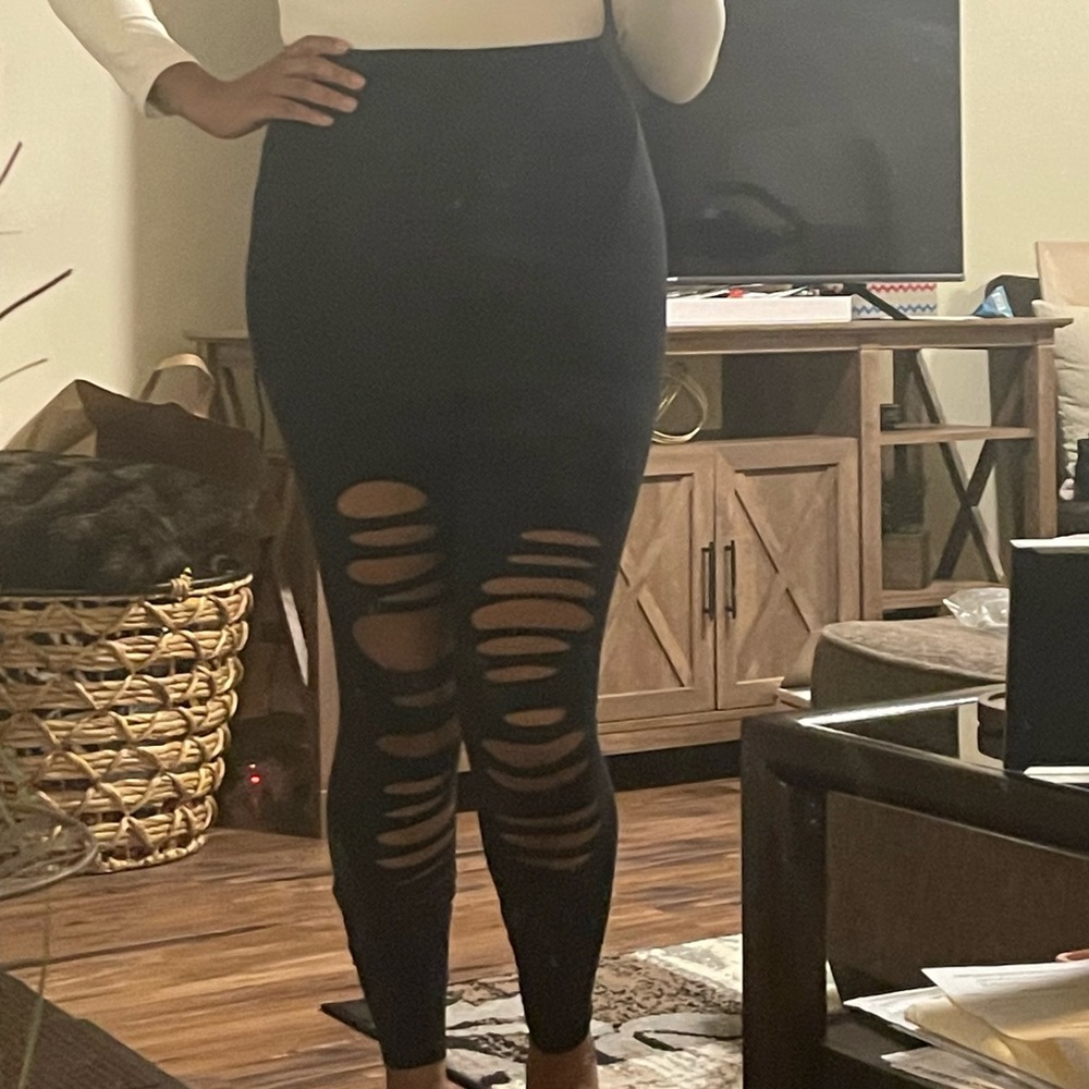 Women’s Express Size Small Leggings With Cutouts